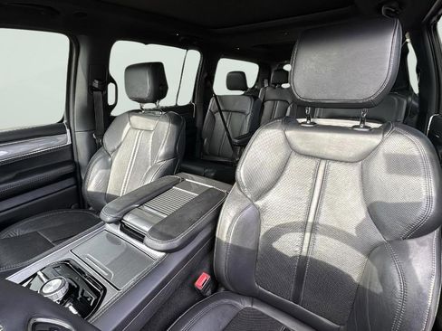 Used 2022 Jeep Wagoneer Series III image 15