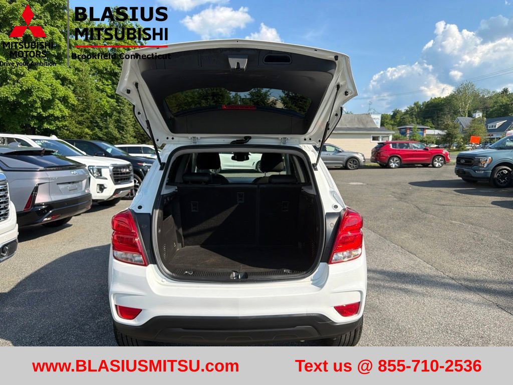Used 2022 Chevrolet Trax LT w/ Sport Edition AWD/4WD image 37
