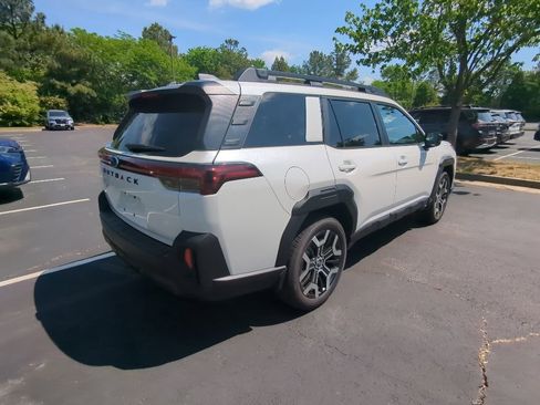 Used 2026 Subaru Outback Touring XT AWD/4WD image 3
