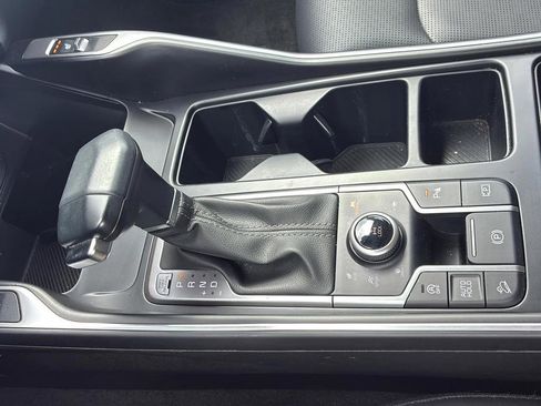 Used 2024 Kia Sorento X-Line EX image 34