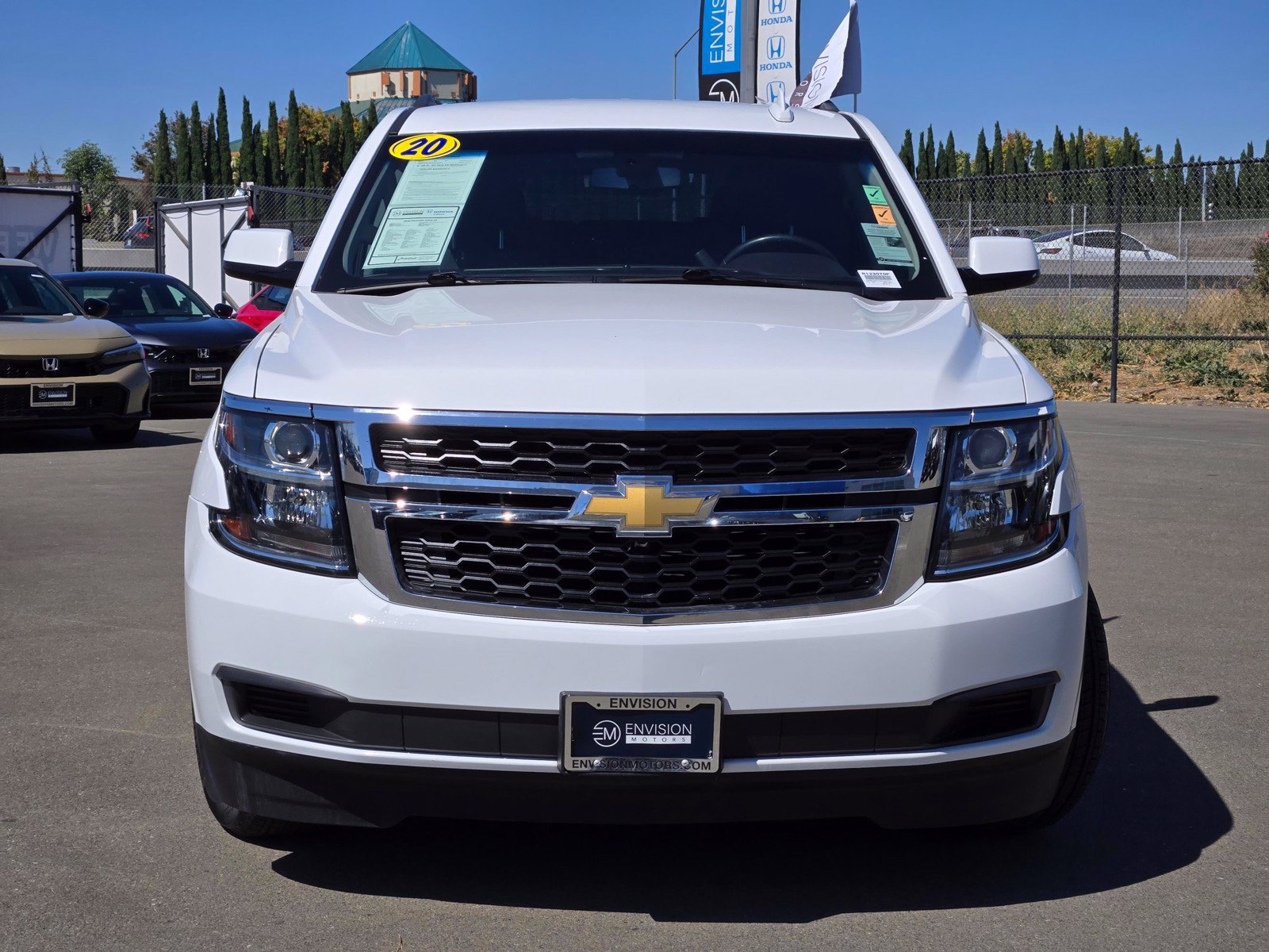 Used 2020 Chevrolet Tahoe LS RWD image 2