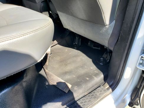 Used 2018 RAM 3500 Tradesman w/ Chrome Appearance Group image 43