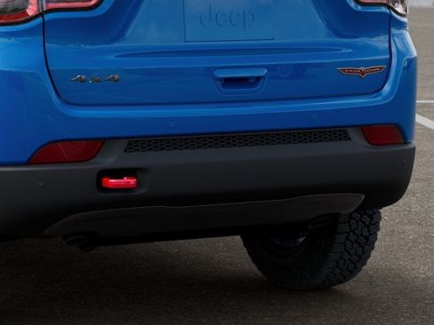 New 2026 Jeep Compass Trailhawk w/ Sun, Sound & Navigation Group AWD/4WD image 13