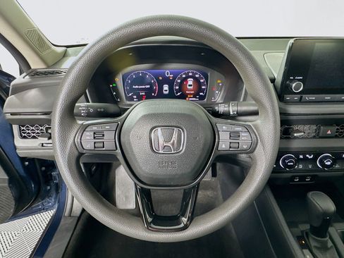 Used 2023 Honda Accord EX image 12