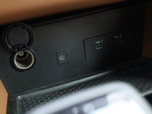 Used 2025 Nissan Pathfinder Platinum AWD/4WD image 19