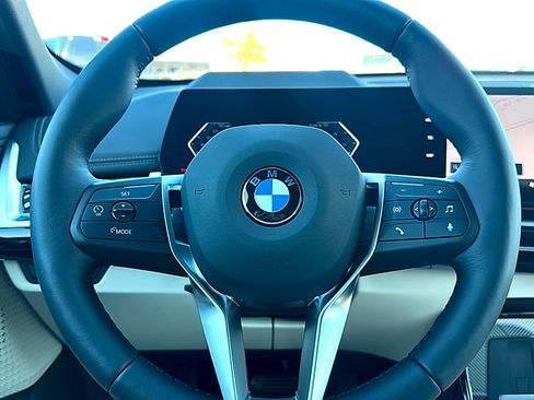 New 2026 BMW X1 xDrive28i w/ Technology Package AWD/4WD image 17