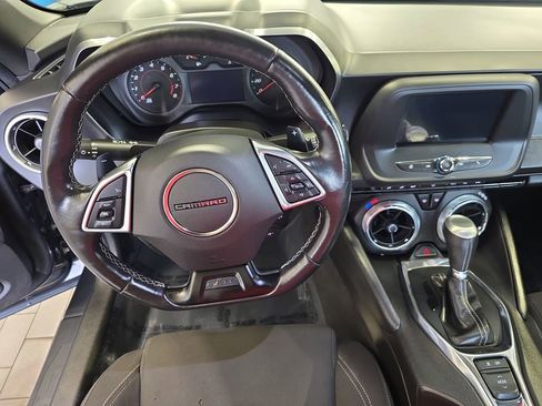 Used 2017 Chevrolet Camaro LT image 17