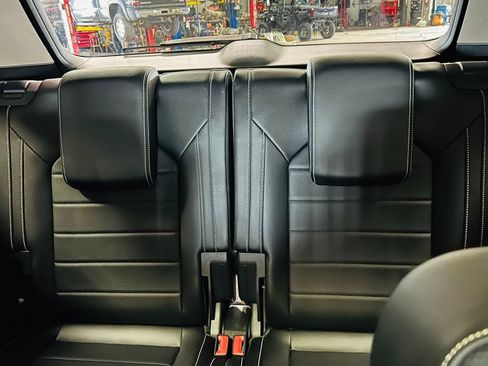 Used 2022 Volkswagen Atlas SEL Premium AWD/4WD image 13