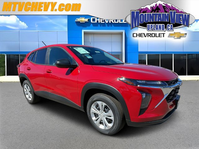 New 2026 Chevrolet Trax LS w/ Driver Confidence Package FWD image 1