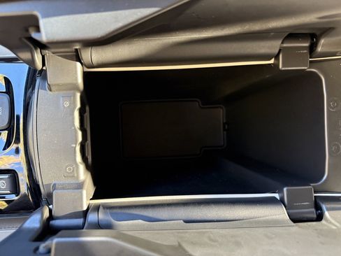 Certified 2023 Buick Envision Avenir image 34