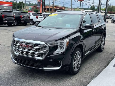 Certified 2023 GMC Terrain Denali w/ LPO, Floor Liner Package AWD/4WD image 7