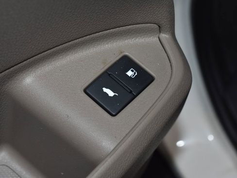 Used 2018 Honda Pilot EX-L image 6