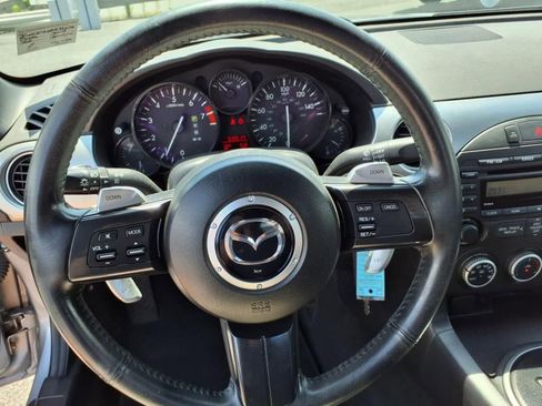 Used 2014 MAZDA MX-5 Miata Club image 18