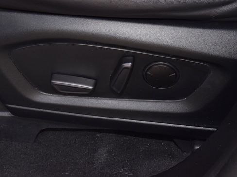 Certified 2023 Ford Explorer XLT w/ Equipment Group 202A image 34