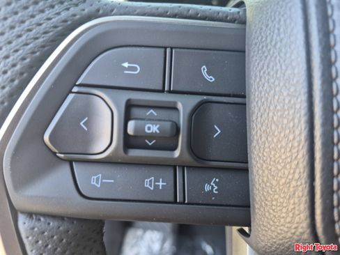 New 2026 Toyota Tundra Limited AWD/4WD image 19
