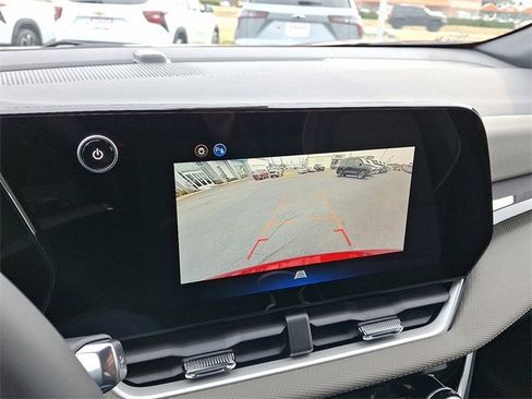 New 2026 Chevrolet Equinox LT w/ Convenience Package II image 13