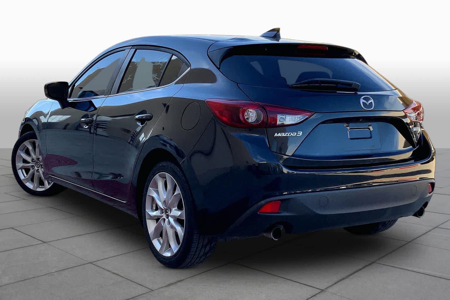 Used 2016 MAZDA MAZDA3 s Grand Touring w/ Technology Package FWD image 13