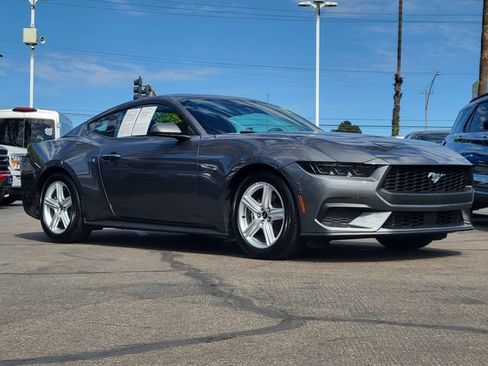Used 2026 Ford Mustang Coupe RWD image 28