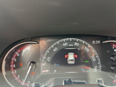 Used 2025 Toyota RAV4 LE image 16