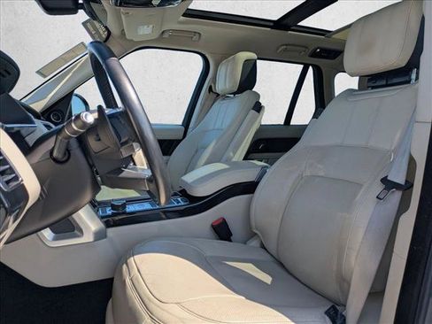 Used 2019 Land Rover Range Rover HSE AWD/4WD image 17