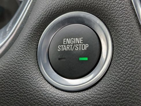 Certified 2023 Chevrolet Traverse LT image 29