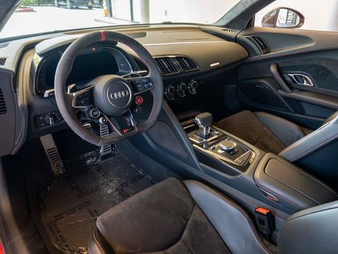 Used 2023 Audi R8 V10 GT RWD image 49