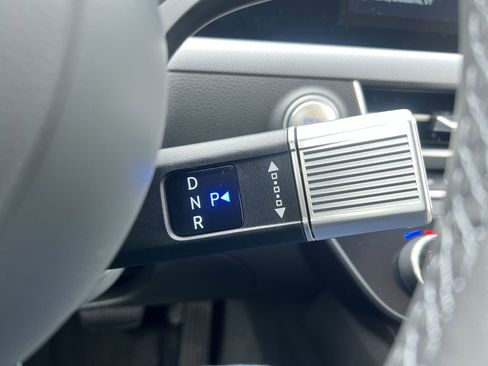 New 2025 Hyundai Sonata Limited image 23