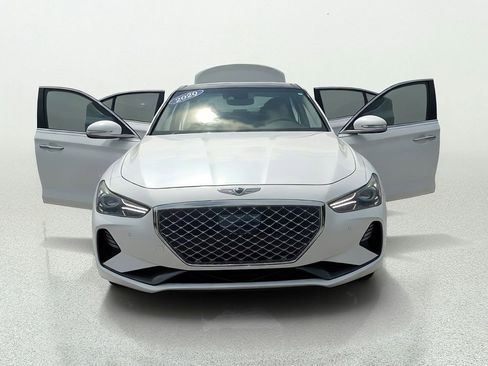 Used 2020 Genesis G70 2.0T w/ Elite Package RWD image 10