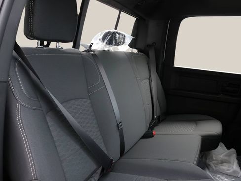New 2026 RAM 2500 Tradesman AWD/4WD image 17