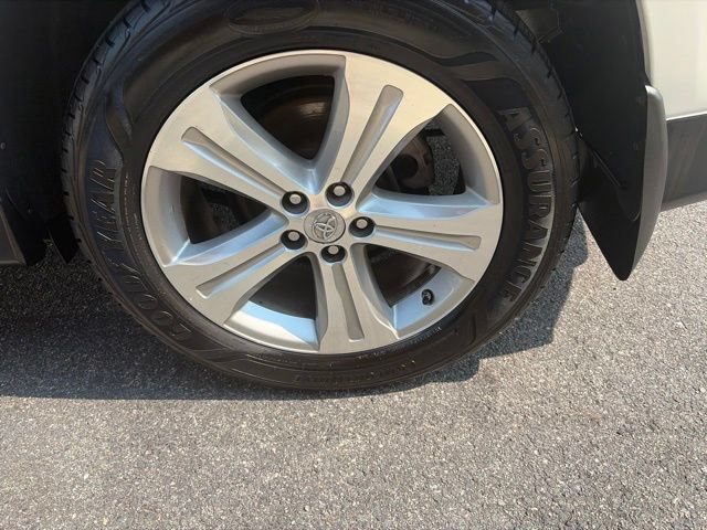 Used 2013 Toyota Highlander Limited AWD/4WD image 19