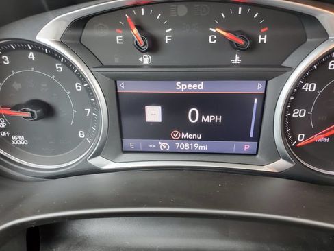 Used 2022 GMC Terrain SLT w/ Infotainment Package II AWD/4WD image 31