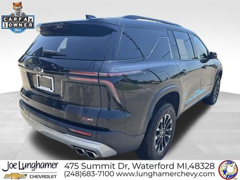 Used 2024 Chevrolet Traverse Z71 w/ Enhanced Driving Package AWD/4WD image 3
