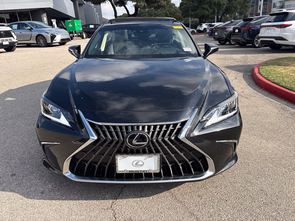 Used 2024 Lexus ES 350 w/ Technology Package FWD image 8