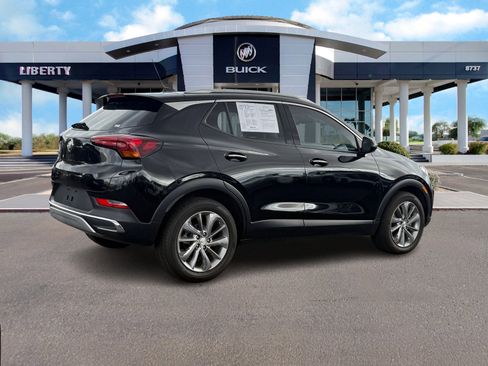 Used 2023 Buick Encore GX Essence w/ Experience Buick Package image 3