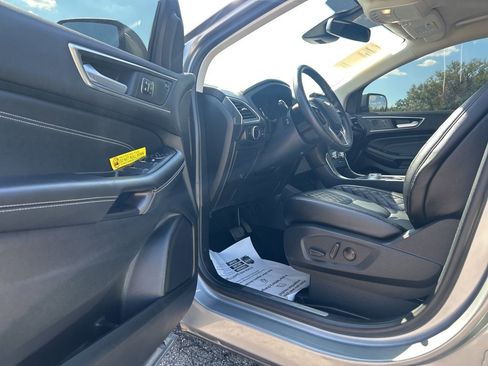 Used 2024 Ford Edge Titanium image 10