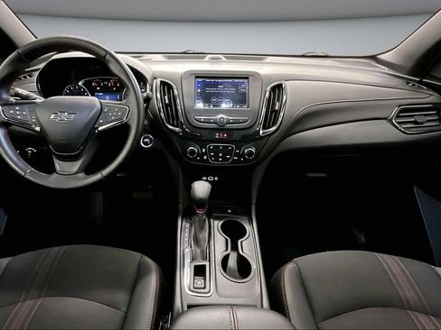 Used 2023 Chevrolet Equinox RS AWD/4WD image 7