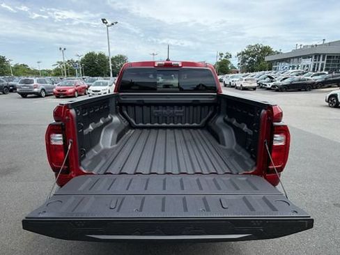 New 2026 GMC Canyon Denali AWD/4WD image 10