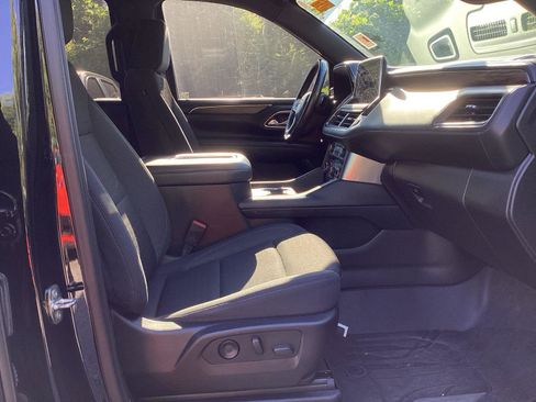 Used 2021 Chevrolet Tahoe LS RWD image 8