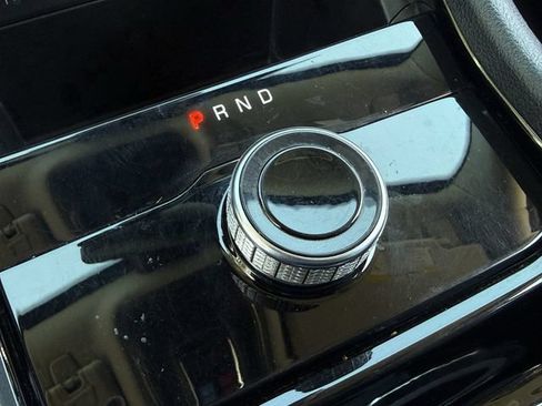 Used 2023 Jeep Grand Cherokee L Limited RWD image 19