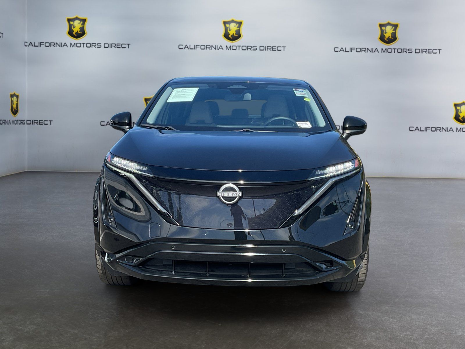 Used 2023 Nissan Ariya FWD image 2
