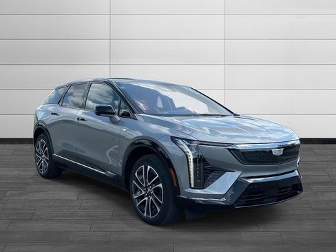 New 2025 Cadillac Optiq Sport 1 image 7