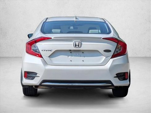 Used 2019 Honda Civic EX image 7