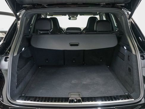 New 2026 Porsche Cayenne S AWD/4WD image 32