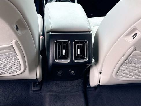 Used 2023 Kia Sorento S FWD image 24