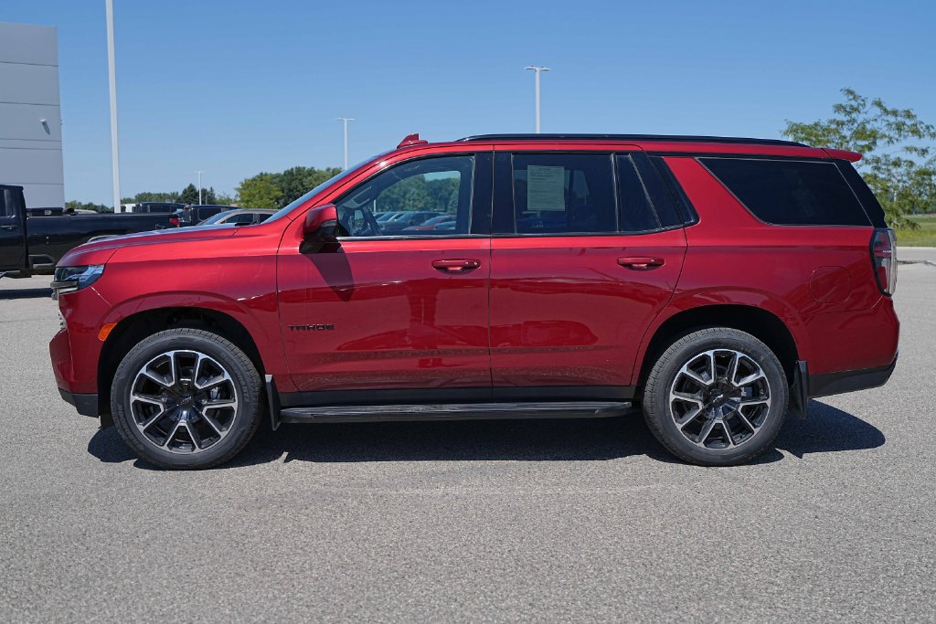 Used 2022 Chevrolet Tahoe RST w/ Luxury Package AWD/4WD image 11