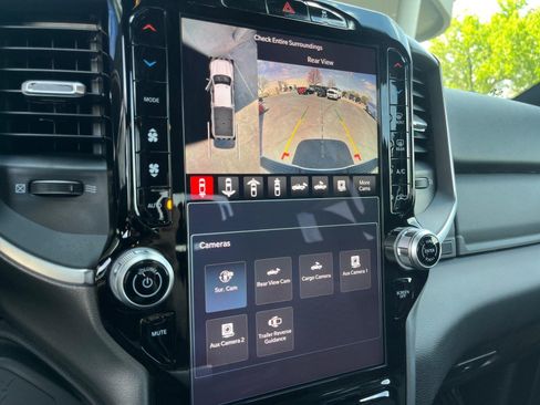 New 2026 RAM 2500 Big Horn AWD/4WD image 22