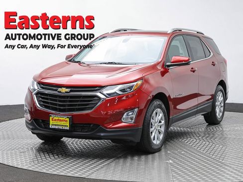 Used 2019 Chevrolet Equinox LT w/ Sun & Navigation Package AWD/4WD image 1