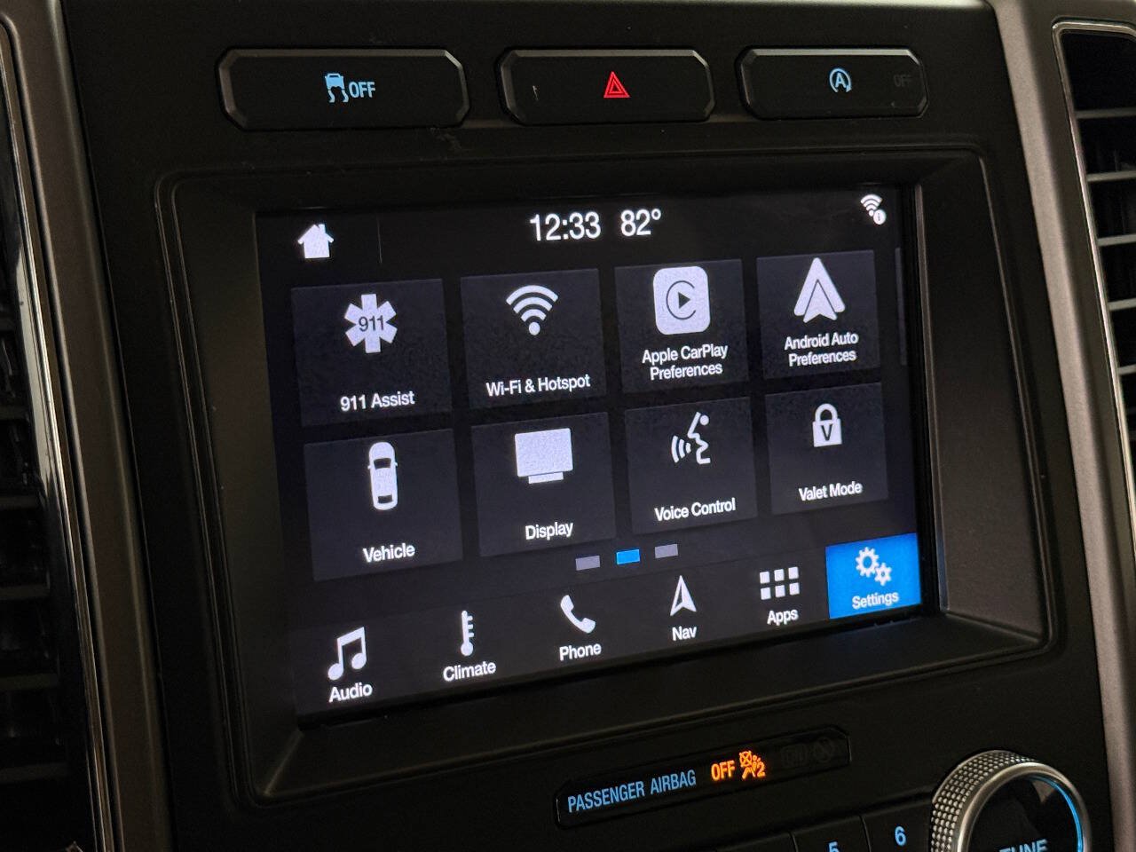 Used 2018 Ford Expedition XLT w/ Equipment Group 202A RWD image 54