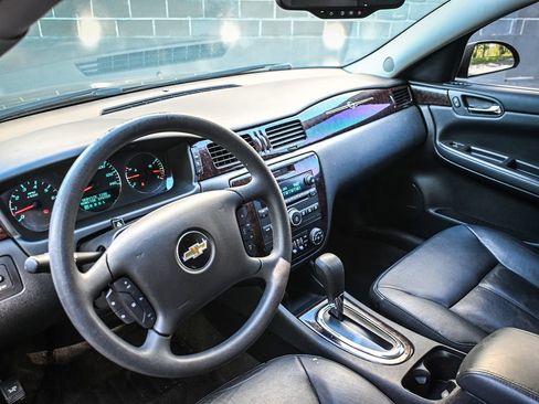 Used 2016 Chevrolet Impala LTZ FWD image 9