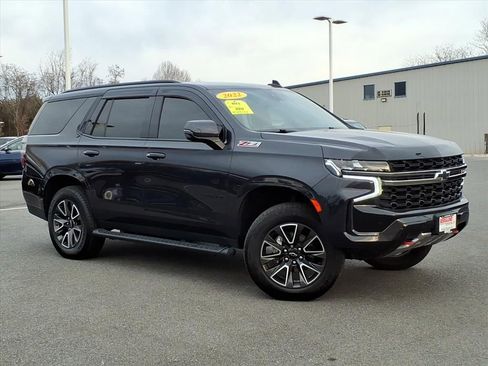 Used 2022 Chevrolet Tahoe Z71 w/ Z71 Off-Road Package image 2